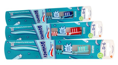 GSK Aquafresh Szczoteczka do zębów Advance dla dzieci 9-12 lat 1szt (mix kolorów)