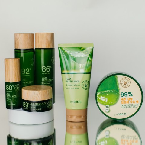 SAEM THE SAEM Jeju Fresh Aloe Soothing Gel Żel aloesowy 99% 300 ml